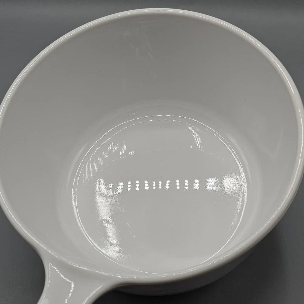 Vintage Corning Ware White 1.5 L Sauce Pan Pot W/ Lid Made In France Pyrex Lid